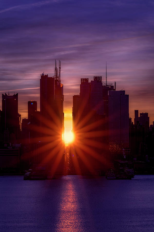 Winter Solstice Manhattanhenge Photograph by Susan Candelario