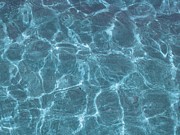 Glistening Digital Art by Steven Robiner