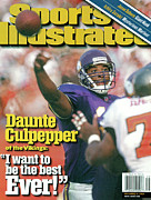 Minnesota Vikings Qb Dante Culpepper... Sports Illustrated Cover Photograph by Sports Illustrated