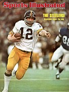 Pittsburgh Steelers Qb Terry Bradshaw, Super Bowl Ix Sports Illustrated Cover Photograph by Sports Illustrated