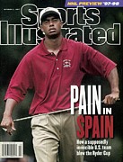 Usa Tiger Woods, 1997 Ryder Cup Sports Illustrated Cover Photograph by Sports Illustrated