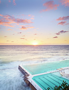 Iceberg Sun Centre Photograph by Monamifoto