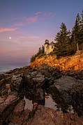 Moonset Sunrise Photograph by Richard DeYoung