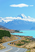 Mount Cook and Lake Pukaki, New Zealand Photograph by Neale And Judith Clark