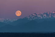 Supermoon and Olympic Mountains on Spring Equinox March 20, 2019 Photograph by Nancy Gleason