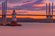 Tarrytown Light Tappan Zee Photograph by Susan Candelario
