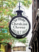 Ye Olde Cheshire Cheese Photograph by Joe Schofield