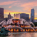Buckingham Fountain Sunset Photograph by David Hart