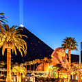 Luxor Pyramid and Sphinx of Giza, Las Vegas