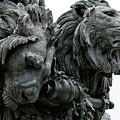 Paris Statue 1