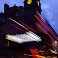 Twilight Rush in Edinburgh by Kevin Schwalbe
